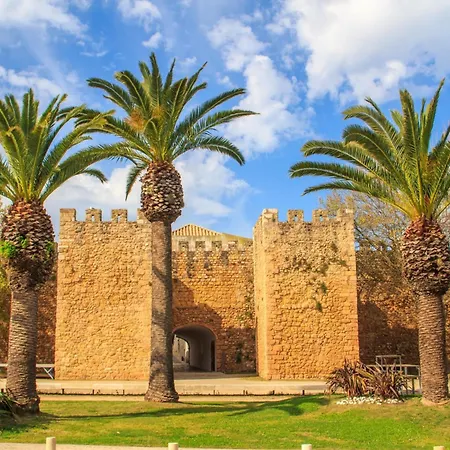 Steps To Marina, Beach, Town Appartamento Albardeira