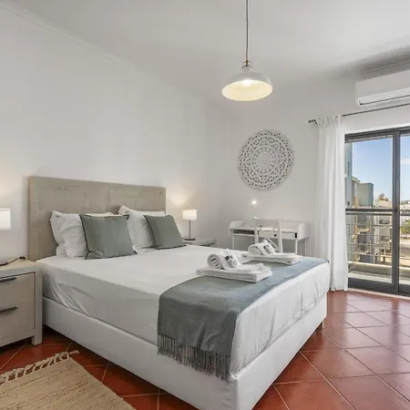Steps To Marina, Beach, Town Apartamento Albardeira